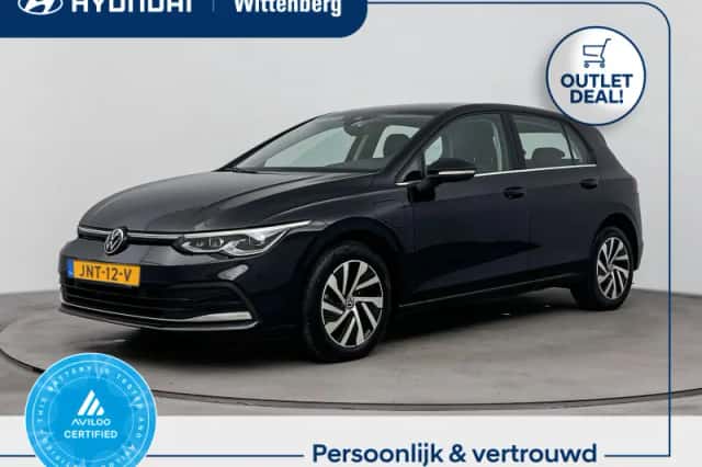 Volkswagen Golf (2023) thumbnail 1