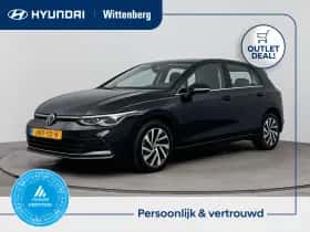 Volkswagen Golf (2023)
