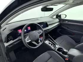 Volkswagen Golf (2023) thumbnail 11