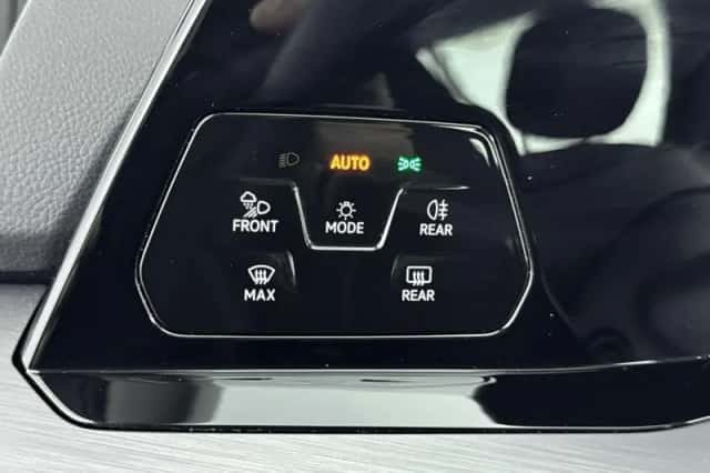 Volkswagen Golf (2023) thumbnail 15