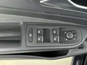 Volkswagen Golf (2023) thumbnail 18