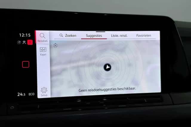 Volkswagen Golf (2023) thumbnail 22