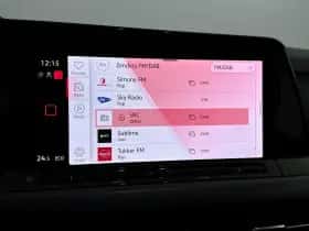 Volkswagen Golf (2023) thumbnail 10