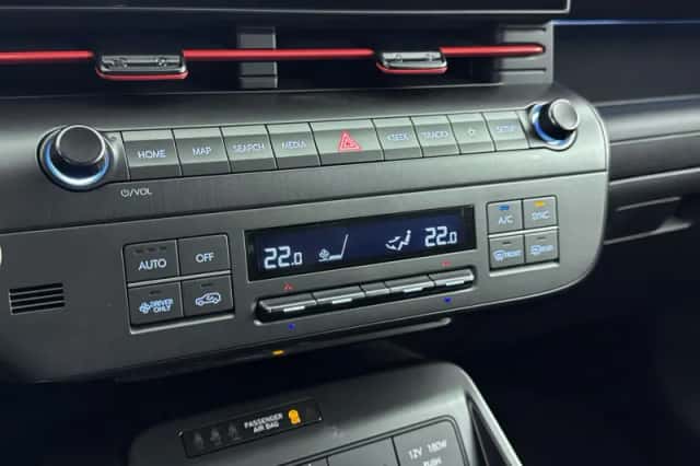 Hyundai Kona (2025) thumbnail 13