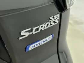 Suzuki S-Cross (2022) thumbnail 22