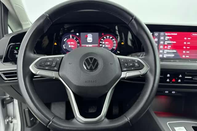 Volkswagen Golf (2021) thumbnail 15