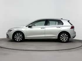 Volkswagen Golf (2021) thumbnail 3