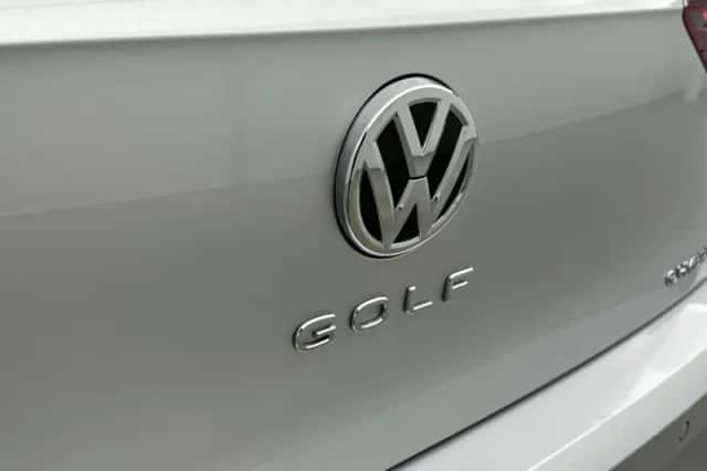 Volkswagen Golf (2021) thumbnail 24