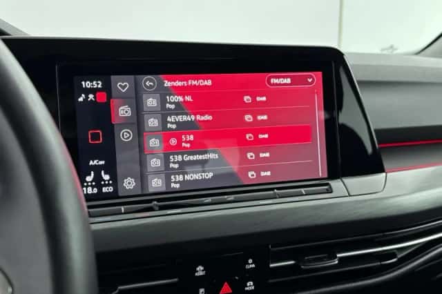 Volkswagen Golf (2021) thumbnail 8