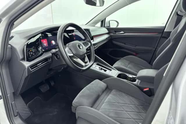 Volkswagen Golf (2021) thumbnail 9