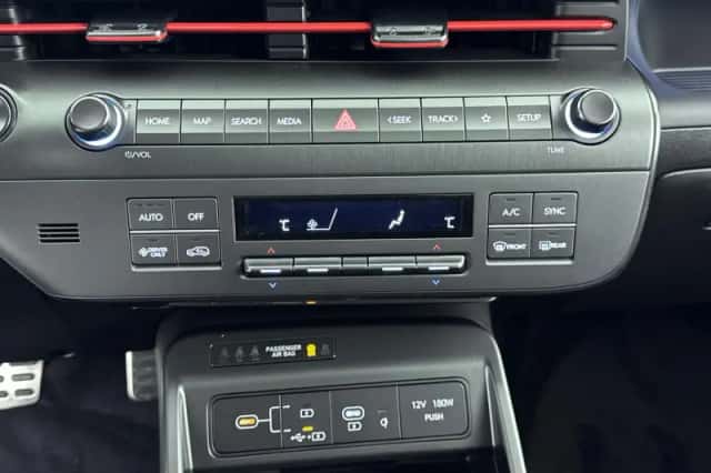 Hyundai Kona (2025) thumbnail 15
