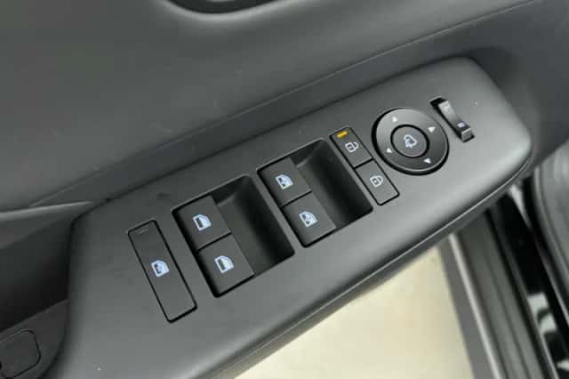 Hyundai Kona (2025) thumbnail 23
