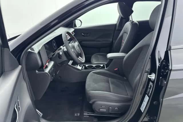 Hyundai Kona (2025) thumbnail 9