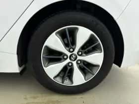 Hyundai Ioniq (2018) thumbnail 7