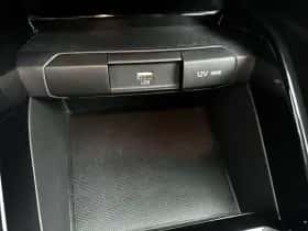 Kia Rio (2023) thumbnail 12