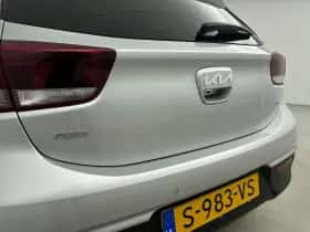 Kia Rio (2023) thumbnail 25