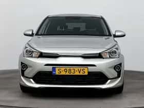 Kia Rio (2023) thumbnail 5