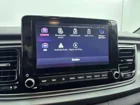 Kia Rio (2023) thumbnail 9