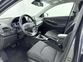 Hyundai i30 (2023) thumbnail 12