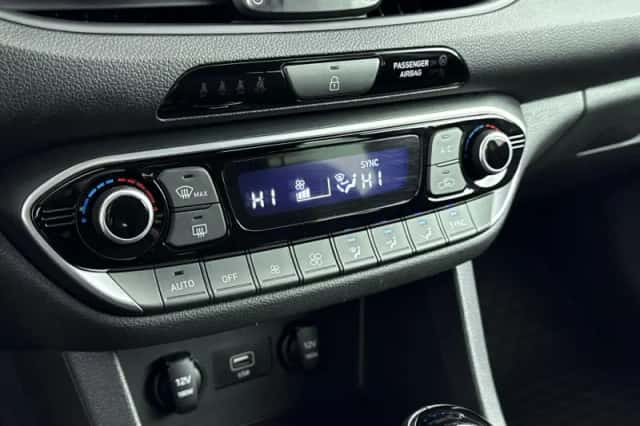 Hyundai i30 (2023) thumbnail 19