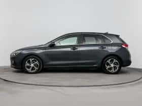 Hyundai i30 (2023) thumbnail 3