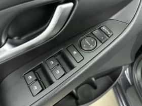 Hyundai i30 (2023) thumbnail 22