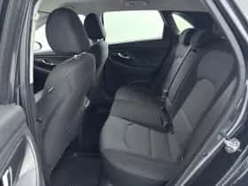 Hyundai i30 (2023) thumbnail 24