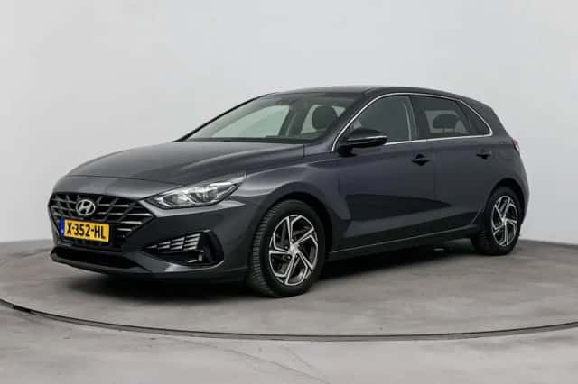 Hyundai i30 (2023) thumbnail 25