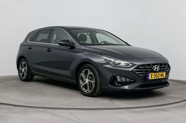 Hyundai i30 (2023) thumbnail 6