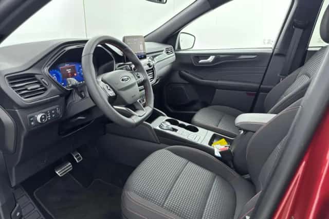 Ford Kuga (2022) thumbnail 11