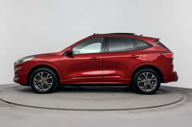 Ford Kuga (2022) thumbnail 3