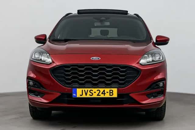 Ford Kuga (2022) thumbnail 5