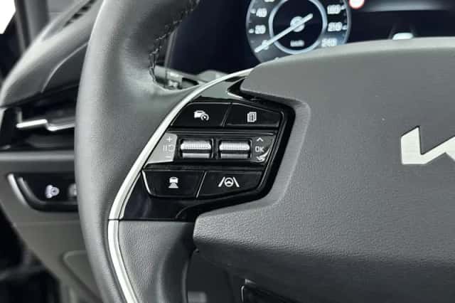 Kia Niro EV (2024) thumbnail 13