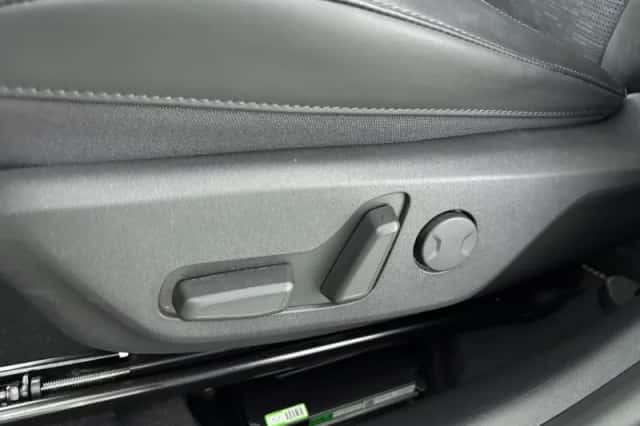 Kia Niro EV (2024) thumbnail 17