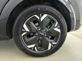 Kia Niro EV (2024) thumbnail 23