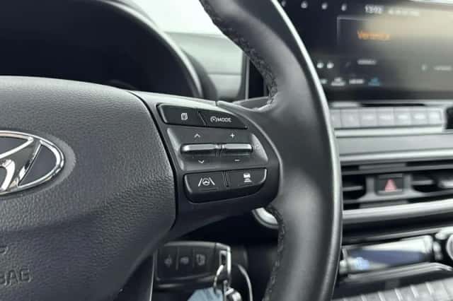 Hyundai Kona (2023) thumbnail 14