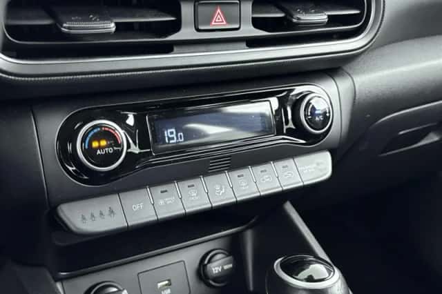 Hyundai Kona (2023) thumbnail 17