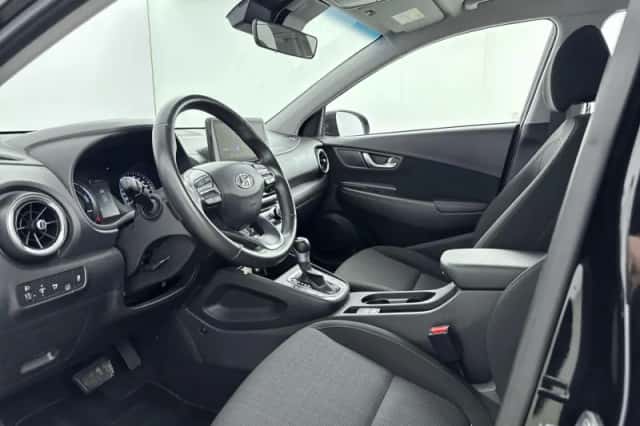 Hyundai Kona (2023) thumbnail 9