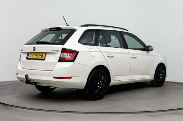 Škoda Fabia (2019) thumbnail 2