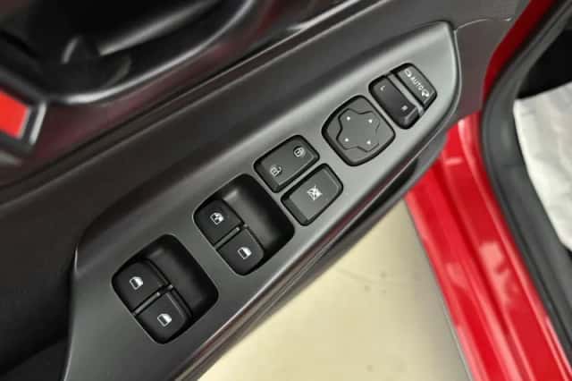 Hyundai Kona (2022) thumbnail 28