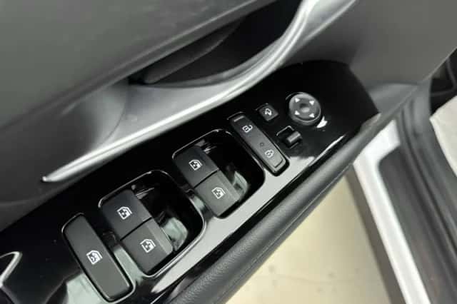 Hyundai Tucson (2022) thumbnail 23