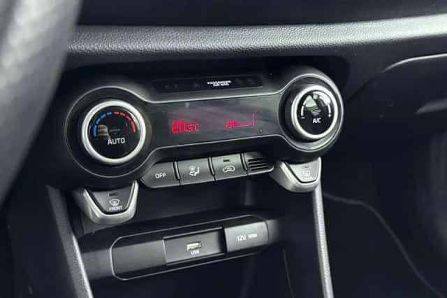 Kia Picanto (2021) thumbnail 17
