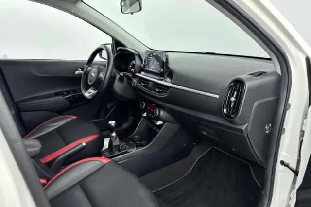 Kia Picanto (2021) thumbnail 19