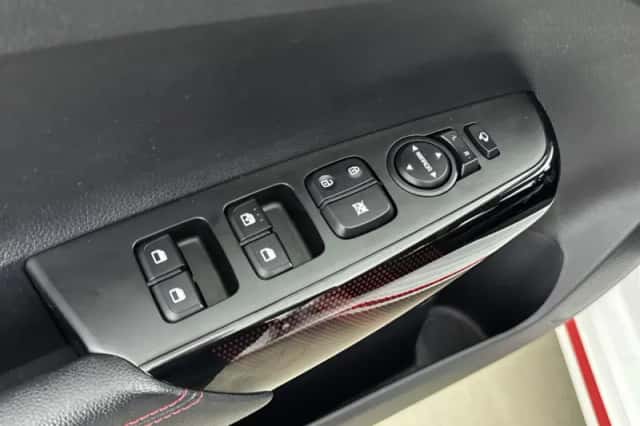 Kia Picanto (2021) thumbnail 22