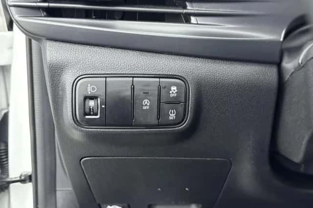 Hyundai Bayon (2024) thumbnail 15