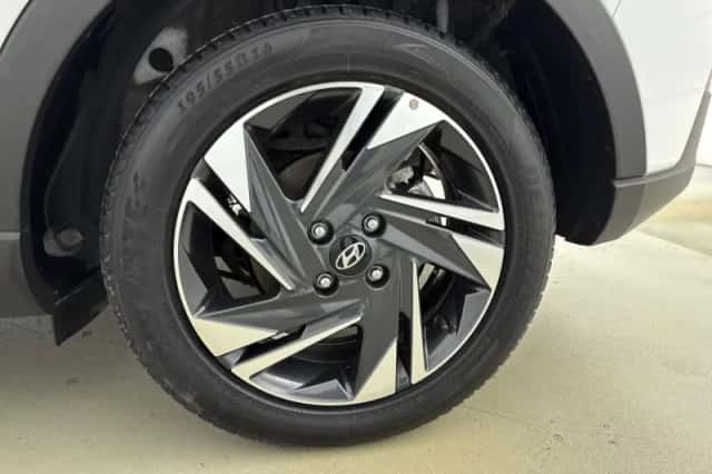 Hyundai Bayon (2024) thumbnail 9