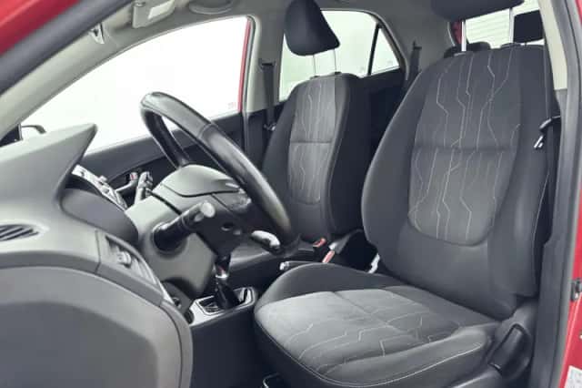 Kia Picanto (2014) thumbnail 12