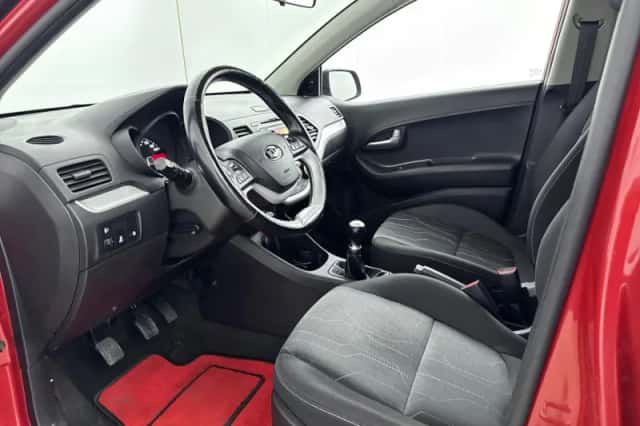 Kia Picanto (2014) thumbnail 14