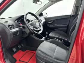 Kia Picanto (2014) thumbnail 14