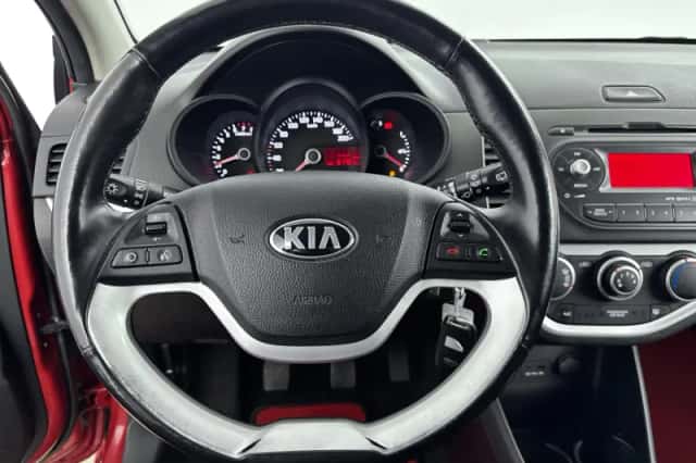 Kia Picanto (2014) thumbnail 17